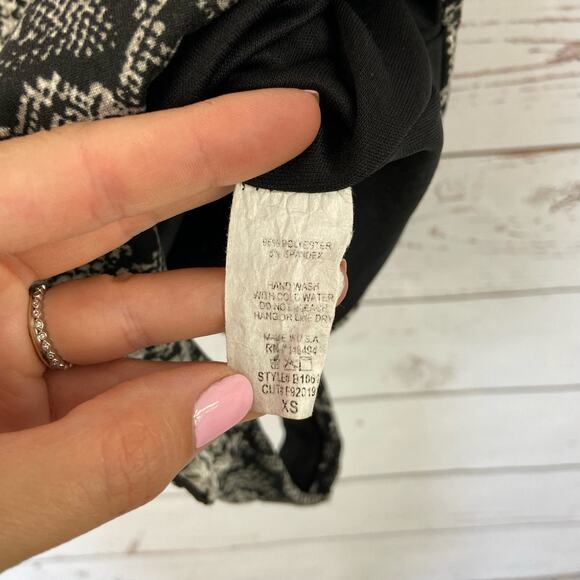 Windsor XS Black Cream Snake Print Square Neck Camisole Fitted Bodysuit - Picture 8 of 8